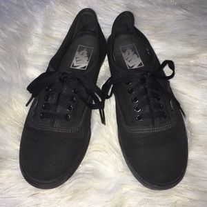 ⚫️Black Vans⚫️
